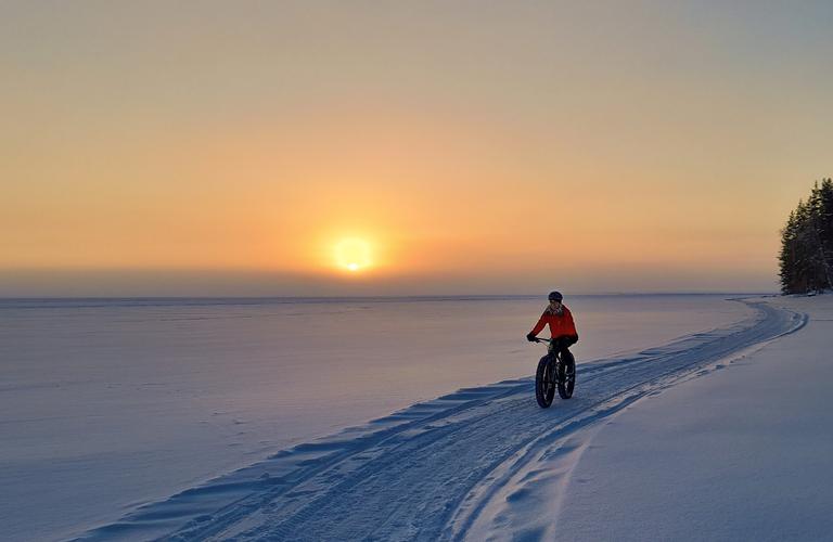 fatbike j&auml;&auml;tiell&auml;